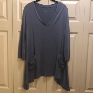 logo by lori goldstein